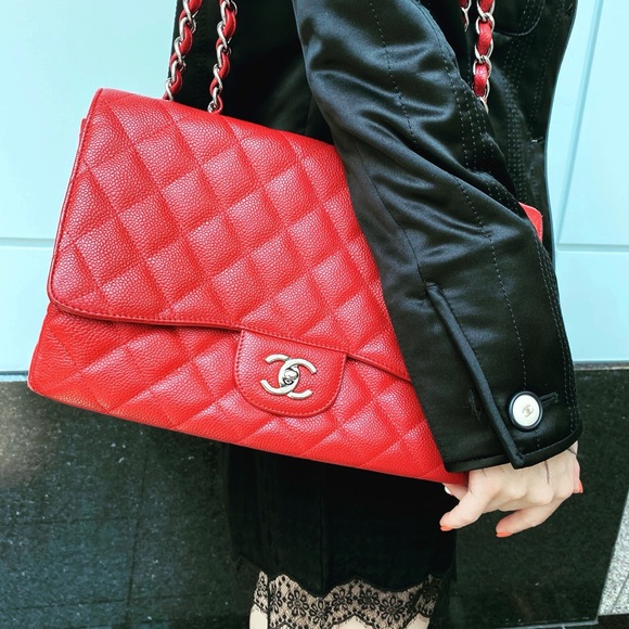 CHANEL Handbags - CHANEL classic flap jumbo size